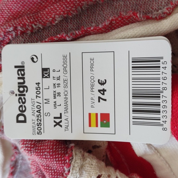 Women's top - Picture 2 of 2